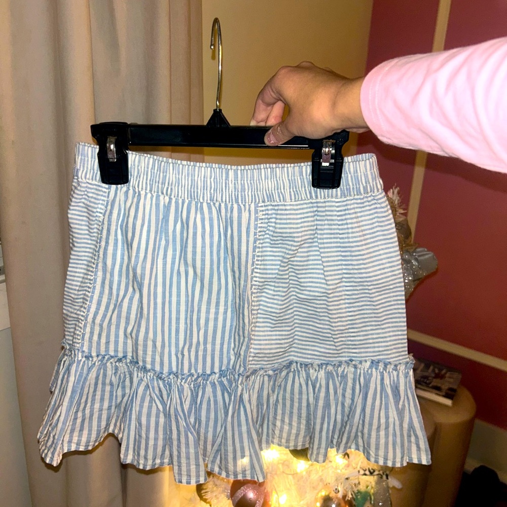 LOVESHACKFANCY 
mini skirt